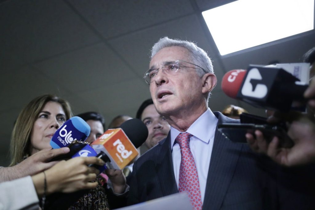 FRENAN PRECLUSIÓN DEL CASO DE ÁLVARO URIBE - La Voz del Norte